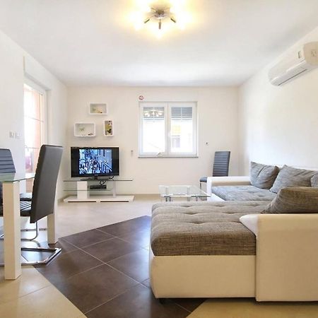 Apartment Borka 梅杜林 外观 照片
